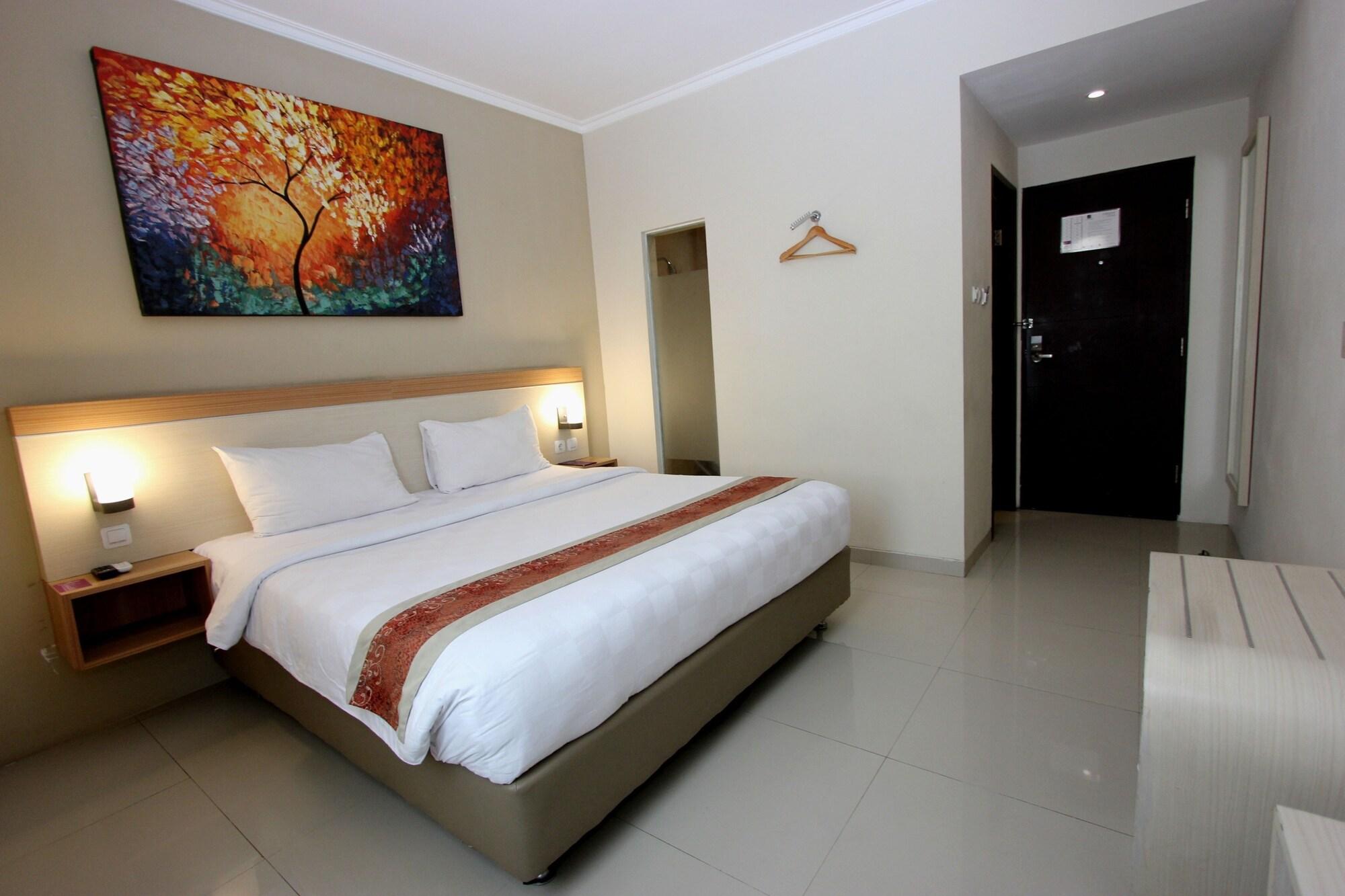 Laxston Hotel Yogyakarta Exterior photo