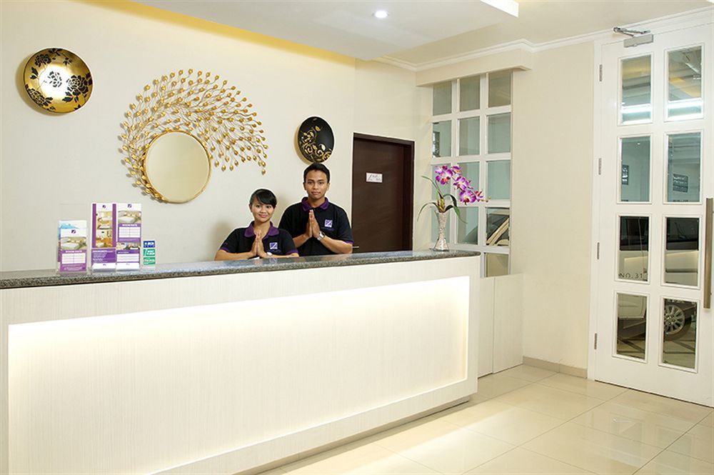 Laxston Hotel Yogyakarta Exterior photo